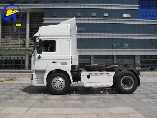 Boîte de vitesses diesel 2 engrenages arrière 3 essieux 6X4 Shancman Tracteur Truck Head F2000 F3000