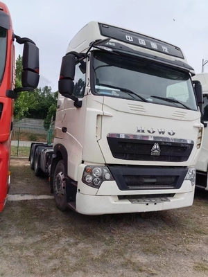 Norme d'émission Euro 2 utilisée en 2022 Année 6X4 HOWO 570HP Camion tracteur pour le marché russe