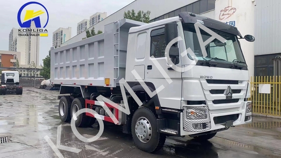 Camion d'occasion Sinotruck HOWO 6X4 371HP Camion de décharge lourd pour le déversement