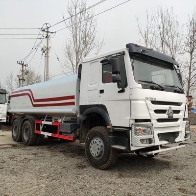 Camion d'eau d'occasion 5000 gallons réservoir d'eau Camion d'arrosage 10350x2490x3540mm
