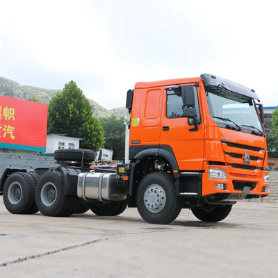 Sinotruck HOWO Traction intégrale 6X6 Tireur à tête de camion avec une capacité de chargement de 40 à 60 tonnes