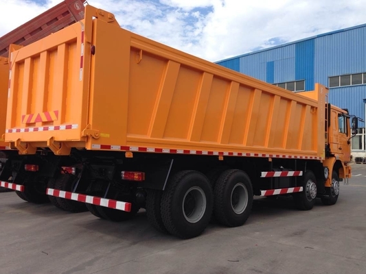 Capacité de chargement de 21 à 30 tonnes Homme 7.5 tonnes Arbre avant Shacman 40 mètres cubes