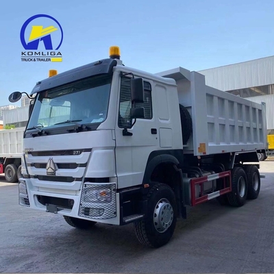 Mode de levage avant 20 mètres cubes Sinotruck HOWO Camion déchargeur avec roue motrice LHD/Rhd