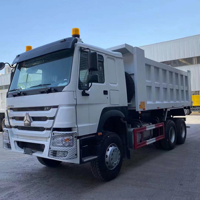 375 chevaux Sinotruck HOWO Foton 6X4 Capacité du moteur du camion à décharge à bascule&gt; 8L et 300L Tanker de carburant