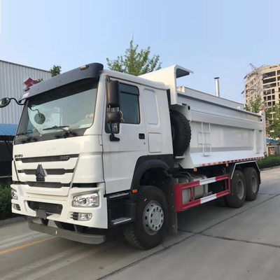 Capacité élevée 371 chevaux 6x4 10 roues Sinotruck HOWO camions à décharge avec un coucheur