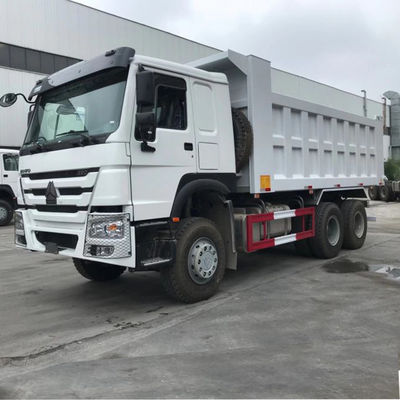 Camion modèle Zz3257n3847A 8500*2500*3400mm Sinotruk HOWO 6X4 371HP 10 roues à bascule