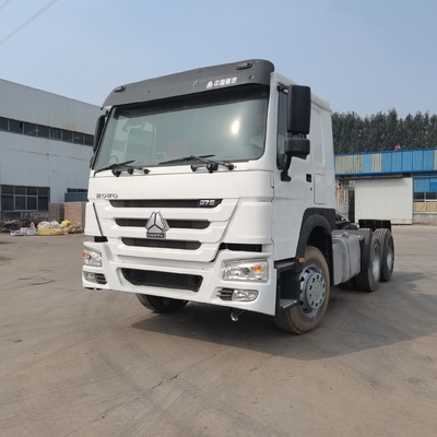 10f 2r Vitesses utilisées Sinotruck Tanzanie Tracteur tête de camion / Prime Mover pour le bénéfice