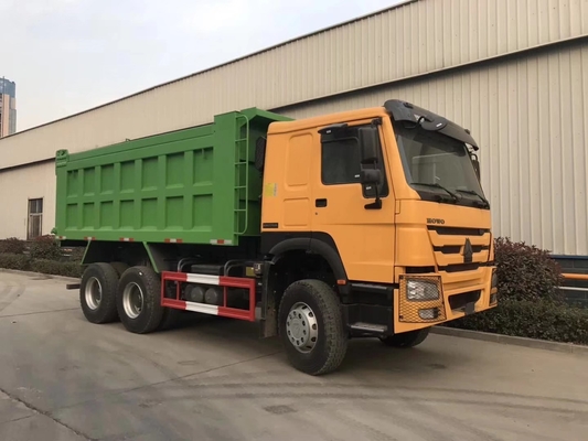 Conception de pneus radiaux HOWO 10 roues camion à bascule avec une capacité de 25-30 tonnes en Ouganda