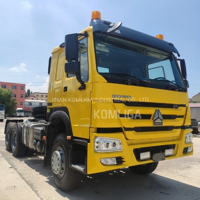 6X4 HOWO Sinotruk remorqueur avec moteur Hc16 à essieu arrière de capacité &gt; 8L et fabrication