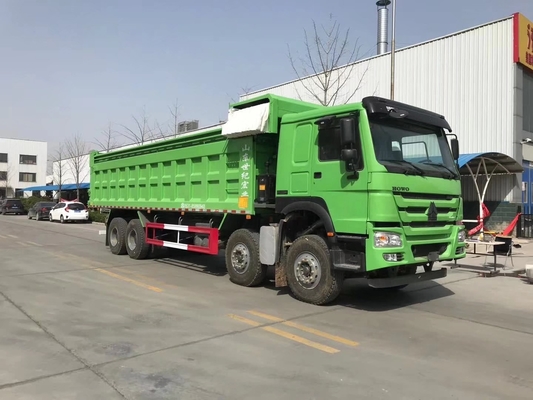40 tonnes de camion à remontage Sinotruck HOWO 8X4 Dump Mining utilisé avec transmission HW19710