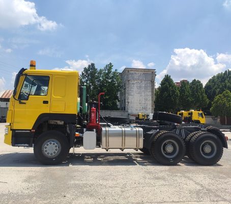 6X4 371HP HOWO Truck Tractor avec conception et vente de pneus radiaux