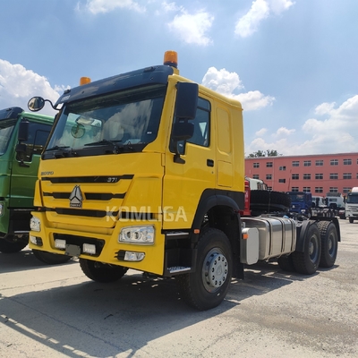 6.5 Rapport de vitesse Sinotruk HOWO 6X4 371HP 375HP camions tracteurs agricoles avec moteur D12.42-20
