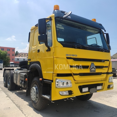 6.5 Rapport de vitesse Sinotruk HOWO 6X4 371HP 375HP camions tracteurs agricoles avec moteur D12.42-20