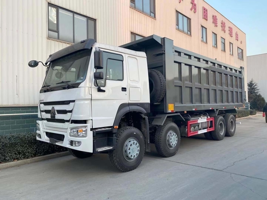 Camion à 12 roues 8X4 Sinotruck certifié ISO 40 mètres cubes Camion à bascule avec axe avant Hf9