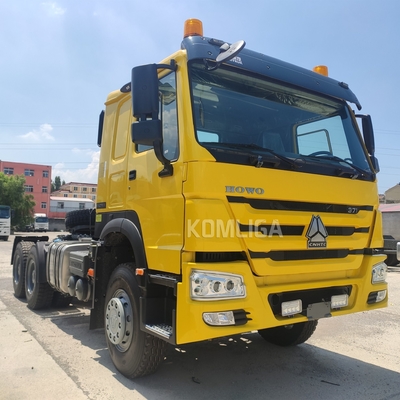 6X4 HOWO 10 camions tracteurs lourds avec réservoir d'huile en aluminium de 400L et émission Euro2