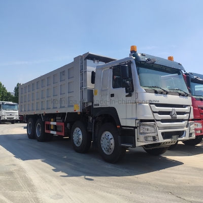 Conception de pneus radiaux de 41 à 50 tonnes, capacité de charge Sinotruk HOWO 8X4 40 tonnes