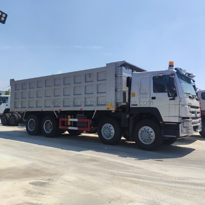 Conception de pneus radiaux de 41 à 50 tonnes, capacité de charge Sinotruk HOWO 8X4 40 tonnes