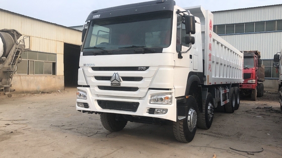 Shacman Sinotruk d'origine utilisé HOWO Éthiopie camion 8500 * 2500 * 3400mm capacité du moteur &gt; 8L