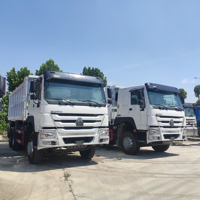 Lecteur avant diesel à 10 roues Sinotruk HOWO camion à bascule 371HP 6X4 pour le dépôt