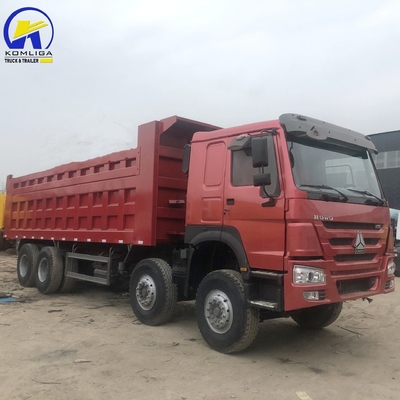 Sinotruk HOWO 70 tonnes de grande capacité avec élévation hydraulique à élévateur ventrale