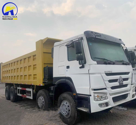 Sinotruk HOWO 70 tonnes de grande capacité avec élévation hydraulique à élévateur ventrale