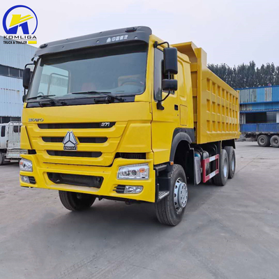 LHD/Rhd HOWO Sinotruk 15 mètres cubes Ventilateur hydraulique pour camions-déchargeurs avec une capacité de moteur &gt; 8 litres