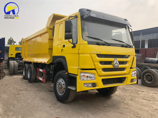 6X4 371HP Sinotruck HOWO Dump Truck avec conception de pneus radiaux et moteur de grande capacité