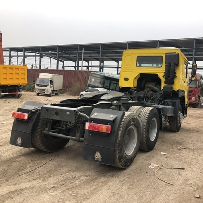 Camion pétrolier en aluminium de 400L Sinotruk HOWO Tracteur à tête de remorque pour le marché éthiopien
