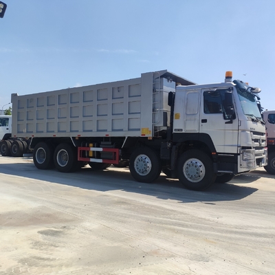 Sinotruk 371HP 420HP 12 roues camions à décharge HOWO 8X4 camions à décharge pour le chargement de marchandises