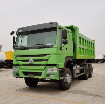 10 roues 6X6 à transmission manuelle Sinotruk HOWO camion à bascule latéral avec capacité du moteur&gt; 8L