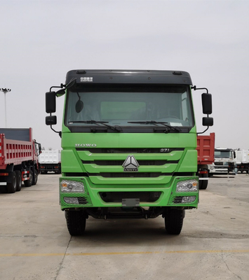 10 roues 6X6 à transmission manuelle Sinotruk HOWO camion à bascule latéral avec capacité du moteur&gt; 8L