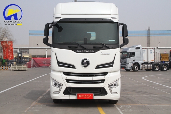 Boîte de vitesses diesel 2 engrenages arrière 3 essieux 6X4 Shancman Tracteur Truck Head F2000 F3000