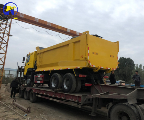 Truc à décharge HOWO 6X4 utilisé 375 ch à traction gauche Truc à décharge minière avec moteur D12.42