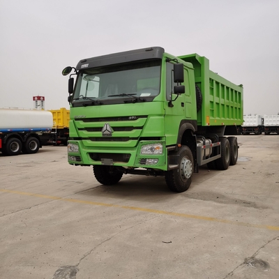 Camion à essence de 300 litres Sinotruck HOWO 6X4 10 roues Camion à décharge pour vos besoins de construction