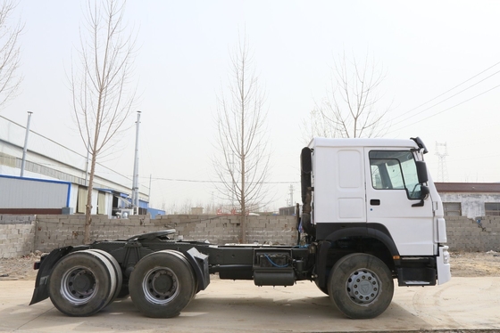 Tête de tracteur HOWO utilisée avec une capacité de chargement de 40 à 60 tonnes et une capacité de moteur &gt; 8 litres