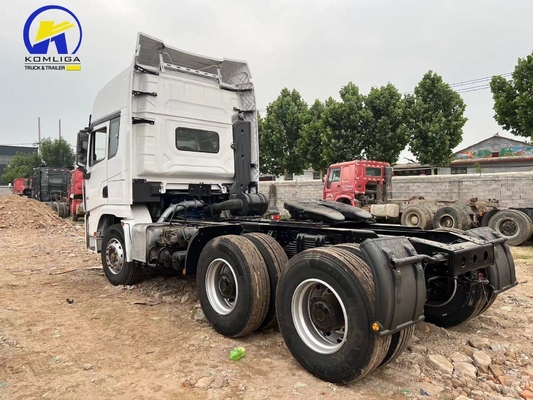 F3000 3 essieux Shacman Tête de tracteur à 351-450 chevaux Norme d'émission Euro 2
