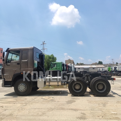 Sinotruk HOWO 6X4 375HP camion tracteur à cabine couchée avec une capacité de chargement de 40 à 60 tonnes