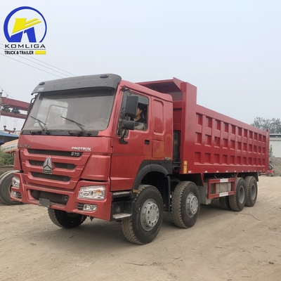 Camion de décharge lourd Sinotruk 8X4 avec ascenseur avant