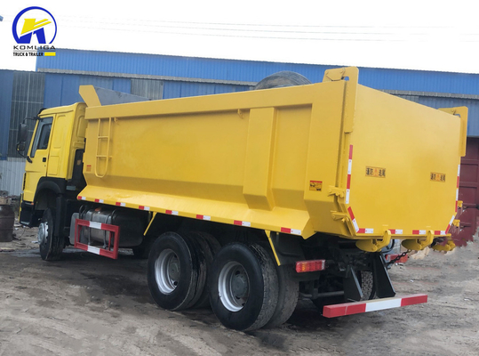 Type de transmission manuelle Utilisé 10 roues 6X4 camionneur à décharge avec conception de pneus radiaux