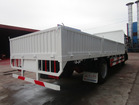 Sinotruk HOWO Camion de marchandises lourds ou légers avec certification et performances ISO