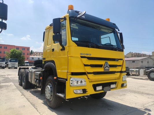 Sinotruk HOWO 3 essieux tracteur camion tour camion pour une capacité de charge de 21-30t émission Euro2