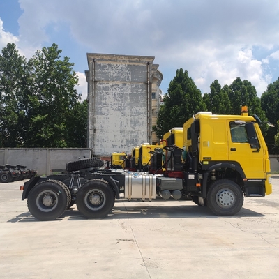 Sinotruk HOWO 3 essieux tracteur camion tour camion pour une capacité de charge de 21-30t émission Euro2