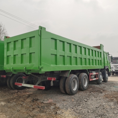 Norme d'émission Euro 2 Utilisé Sinotruk HOWO 375HP camion de décharge avec pneus radiaux 1200r20