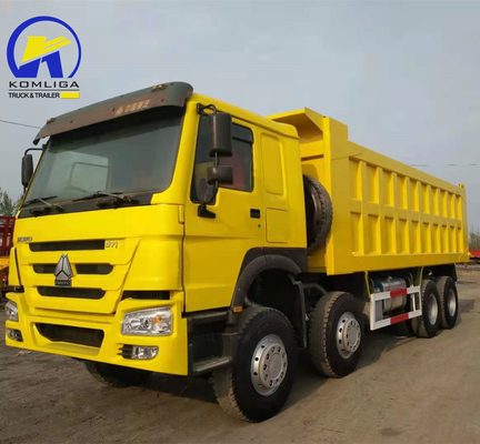 Utilisé HOWO 8X4 12 roues lourd déchargeur de camion 8500*2500*3400mm pour le site minier