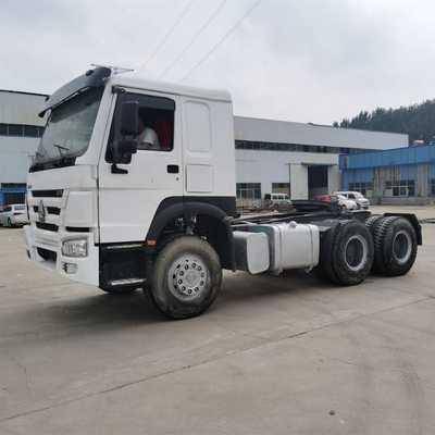 12.00r20 Pneus et Wd615.47 Moteur Euro2 HOWO Sino 6X4 Truck à tête de tracteur avec pièces détachées