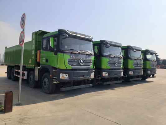 Shacman a utilisé un camion de décharge lourd 6X4 X3000 pour soulever le bascule ventral
