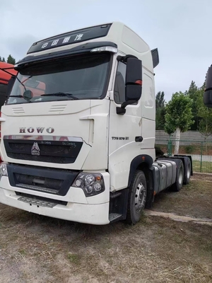 Norme d'émission Euro 2 utilisée en 2022 Année 6X4 HOWO 570HP Camion tracteur pour le marché russe