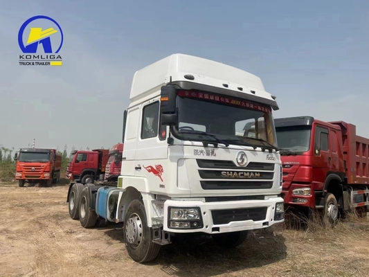 Shacman 6X4 Tracteur à tête de remorque avec homme d'essieu avant 7,5 tonnes