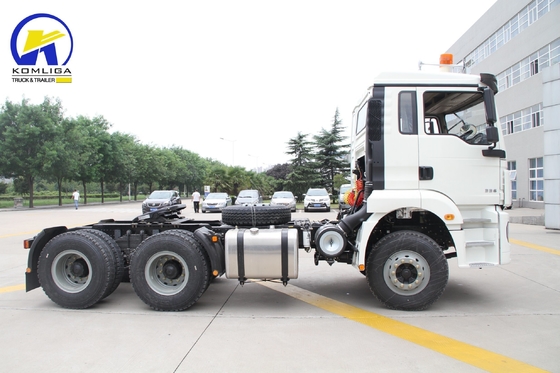 Conception de pneus radiaux de 380 ch Shacman 6X4 Tracteur Truck tête pour dans le budget
