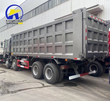 Demande personnalisée 12 roues Sinotruk HOWO 8X4 camion à décharger camion à décharger est la réponse
